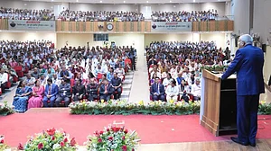 ترقی یافتہ ہندوستان کا راستہ صرف کسانوں کے کھیت سے گزرے گا: نائب صدر جگدیپ دھنکڑ