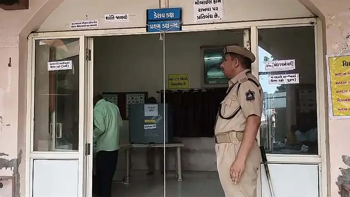 <div class="paragraphs"><p>سوشل میڈیا</p></div>