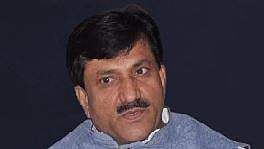 <div class="paragraphs"><p>بی جے پی رکن اسمبلی ببن راؤ لونیکر</p></div>