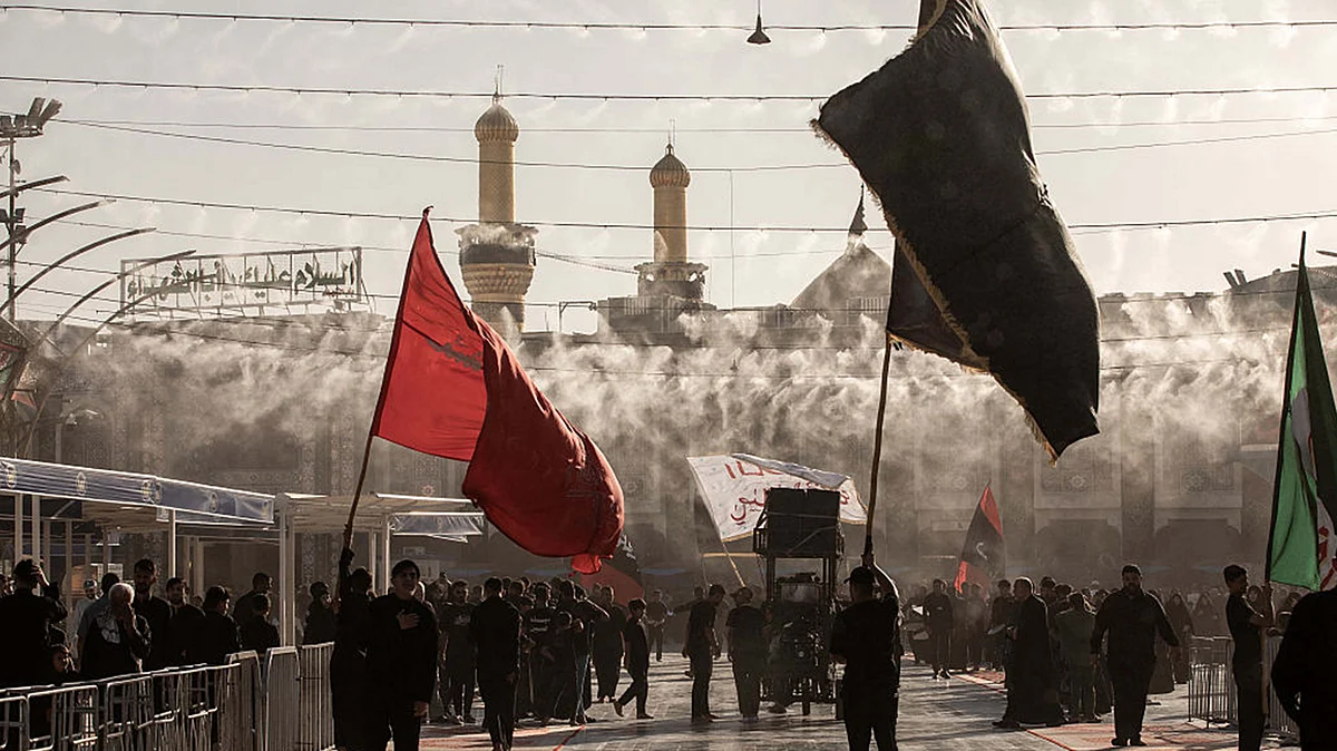 <div class="paragraphs"><p>عراق: کربلا میں امام حسین کی یاد میں عزاداروں کا اجتماع / Getty Images</p></div><div class="paragraphs"></div>