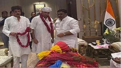 <div class="paragraphs"><p>کانگریس لیڈر عدنان اشرف، تصویر یو این آئی</p></div>