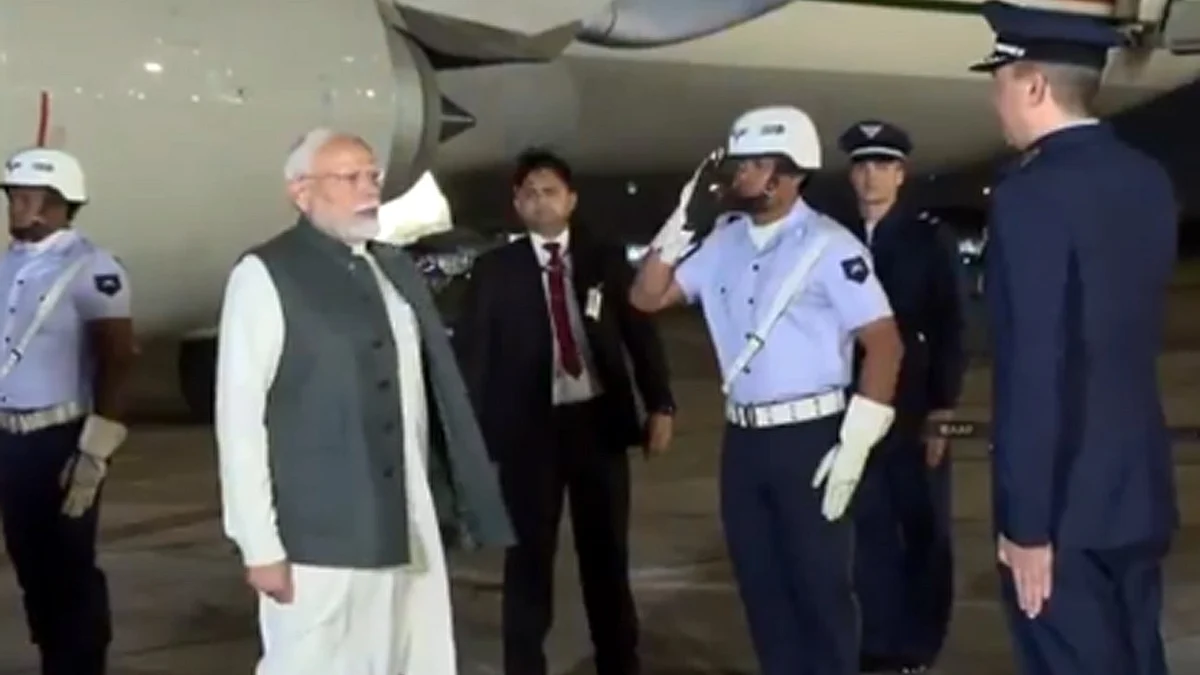 <div class="paragraphs"><p>وزیر اعظم نریندر مودی کا برازیل پہنچنے پر ایئر پورٹ پر استقبال۔ تصویر ’ایکس‘ <a href="https://x.com/ANI">@ANI</a></p></div>