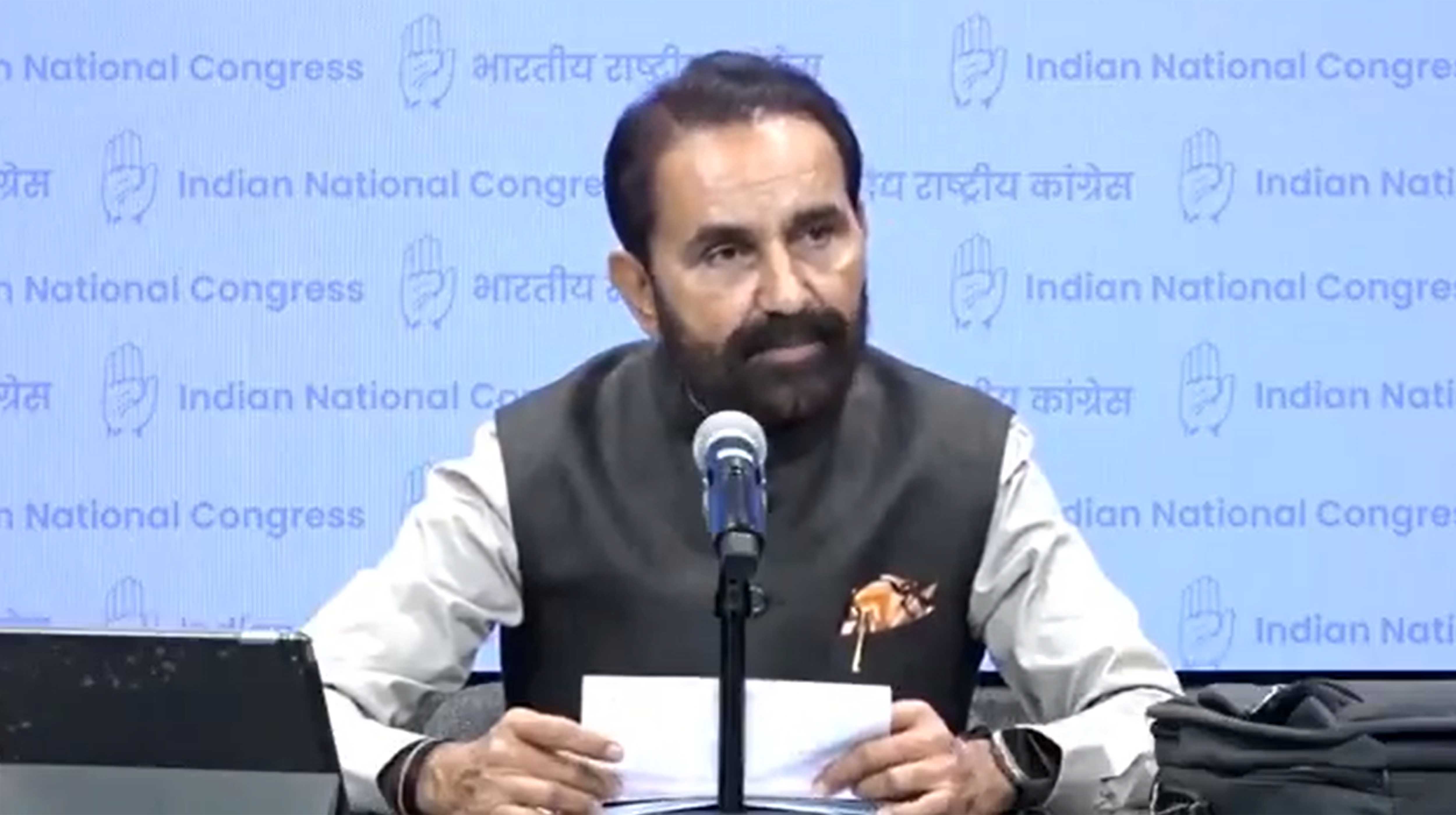 <div class="paragraphs"><p>شکتی سنگھ گوہل / ویڈیو گریب</p></div>