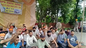 پنجاب میں روڈویز، پن بس اور پی آر ٹی سی کے کنٹریکٹ ملازمین کا تین روزہ احتجاج شروع