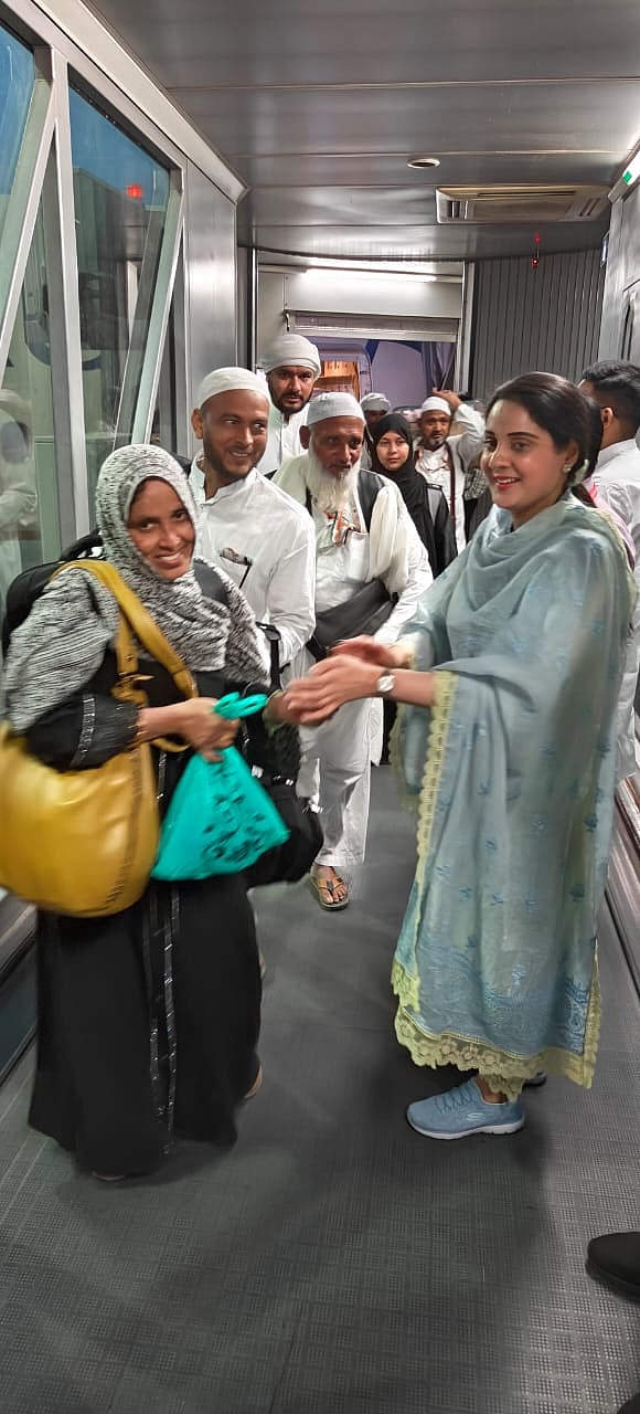 حج 2025: حجاج کرام کی واپسی کا سلسلہ اختتام پذیر، آخری پرواز سے 401 حاجیوں کی دہلی واپسی