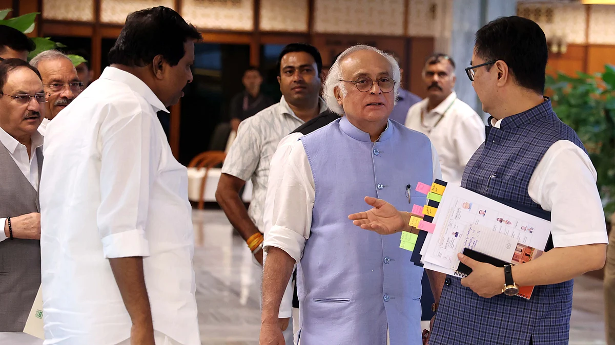 <div class="paragraphs"><p>آل پارٹی میٹنگ / آئی اے این ایس</p></div>