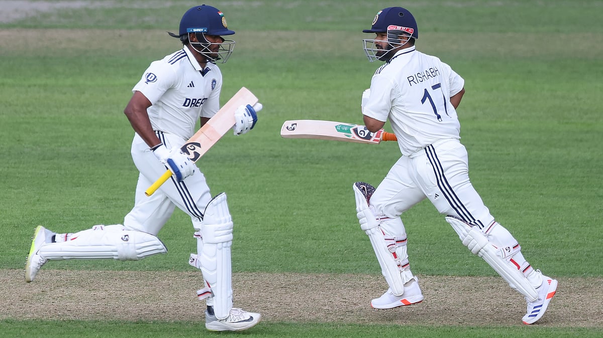 چوتھے میچ کے پہلے دن کا کھیل ختم، ہندوستان نے 4 وکٹوں کے نقصان پر 264 رنز بنائے