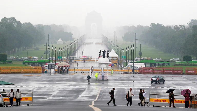 ہماچل پردیش میں شدید بارش کے بعد بھاری لینڈسلائیڈنگ، چنڈی گڑھ-منالی ہائی وے مکمل طور پر بند