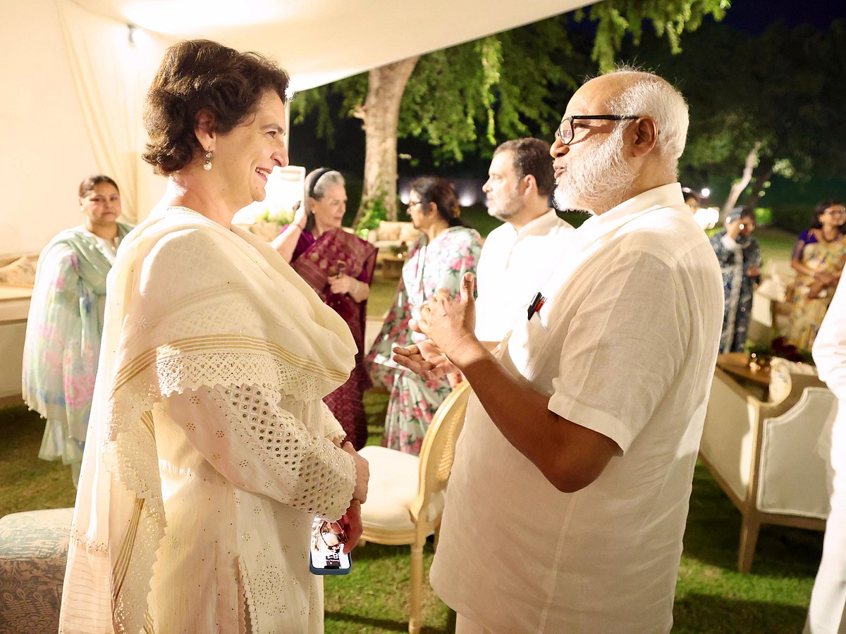 راہل گاندھی کی ڈنر میٹنگ: انڈیا بلاک کے رہنماؤں کو دکھائے الیکشن فراڈ کے ثبوت ... دیکھیں خصوصی فوٹو گیلری