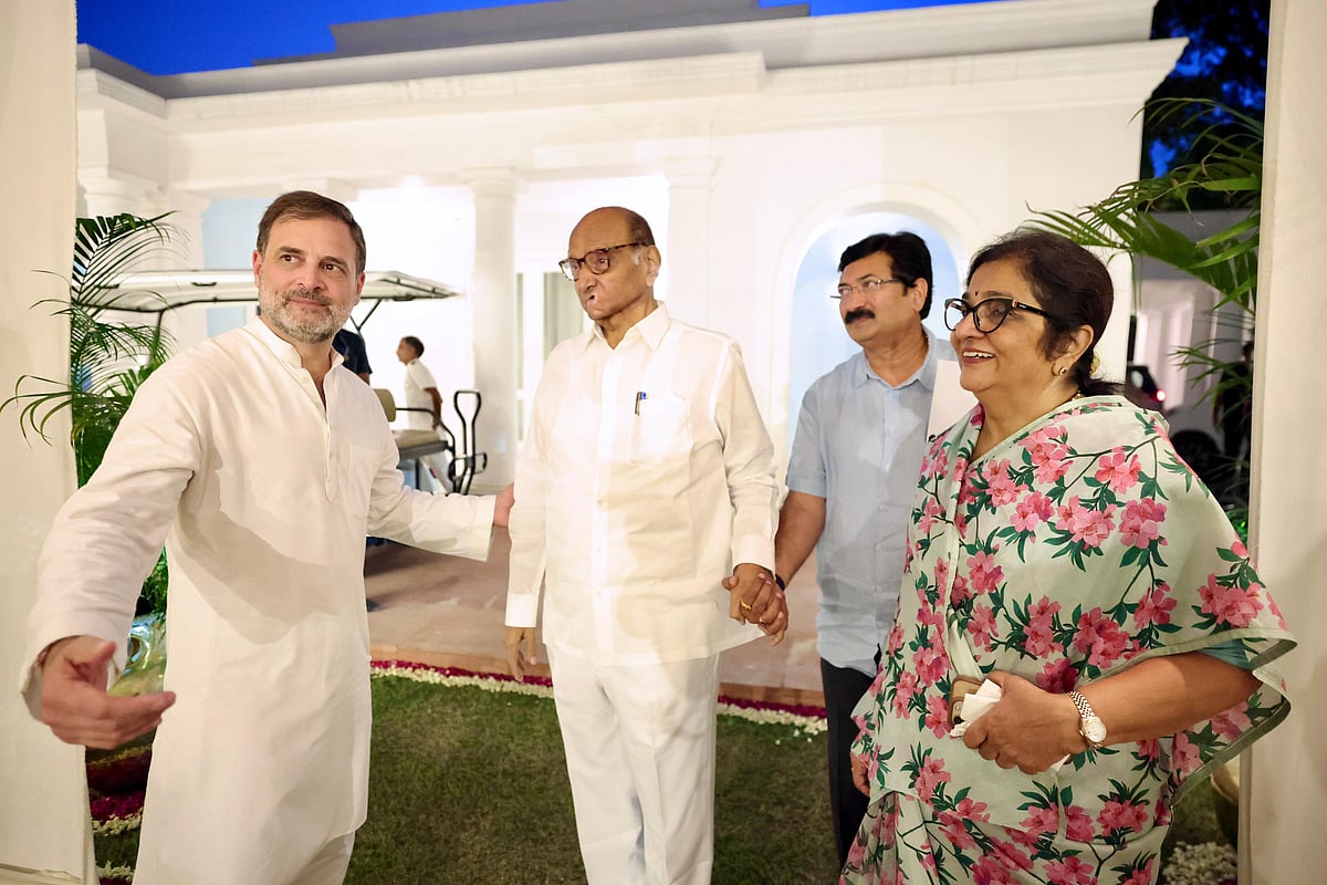 راہل گاندھی کی ڈنر میٹنگ: انڈیا بلاک کے رہنماؤں کو دکھائے الیکشن فراڈ کے ثبوت ... دیکھیں خصوصی فوٹو گیلری