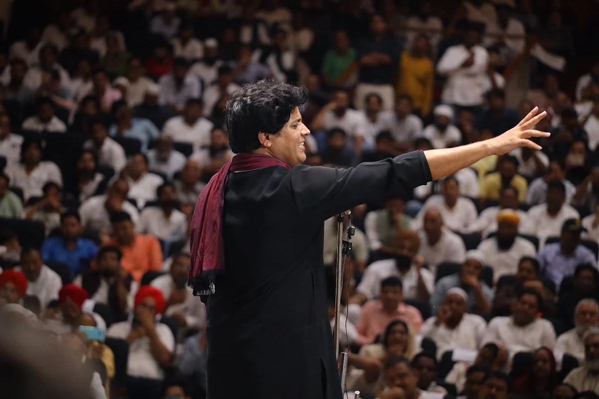 عمران پرتاپ گڑھی کے یومِ پیدائش پر ’بندھن کلچرل فاؤنڈیشن‘ نے شاندار مشاعرہ و کوی سمیلن کا کیا انعقاد