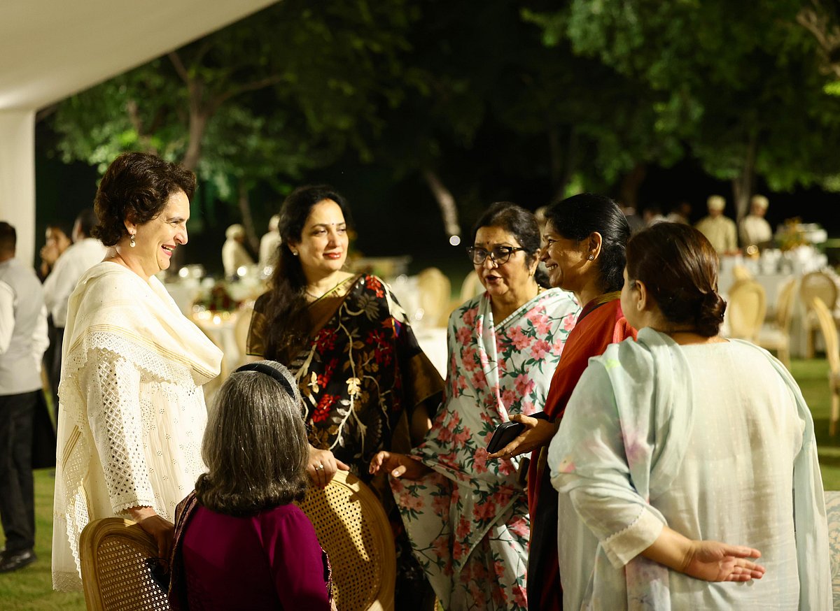 راہل گاندھی کی ڈنر میٹنگ: انڈیا بلاک کے رہنماؤں کو دکھائے الیکشن فراڈ کے ثبوت ... دیکھیں خصوصی فوٹو گیلری