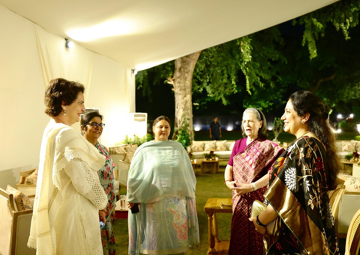 راہل گاندھی کی ڈنر میٹنگ: انڈیا بلاک کے رہنماؤں کو دکھائے الیکشن فراڈ کے ثبوت ... دیکھیں خصوصی فوٹو گیلری