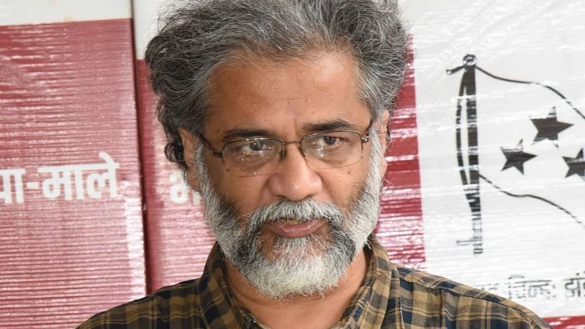 4 دن میں مہلوکین کی تعداد 15 لاکھ سے 22 لاکھ کیسے ہو گئی؟ دیپانکر بھٹاچاریہ نے ’ایس آئی آر‘ پر کھڑے کیے سوال