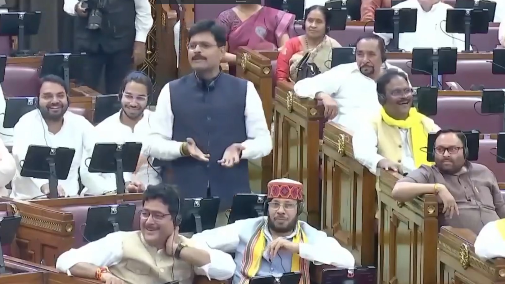 <div class="paragraphs"><p>ویڈیو گریب</p></div>