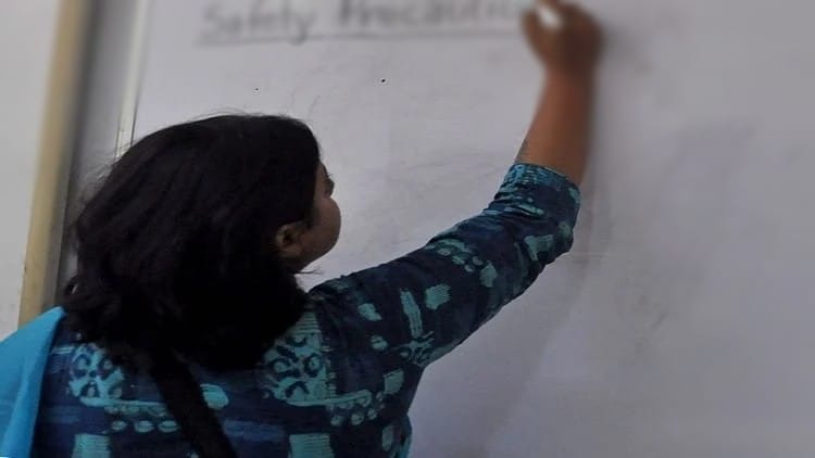 <div class="paragraphs"><p>علامتی تصویر، سوشل میڈیا</p></div>