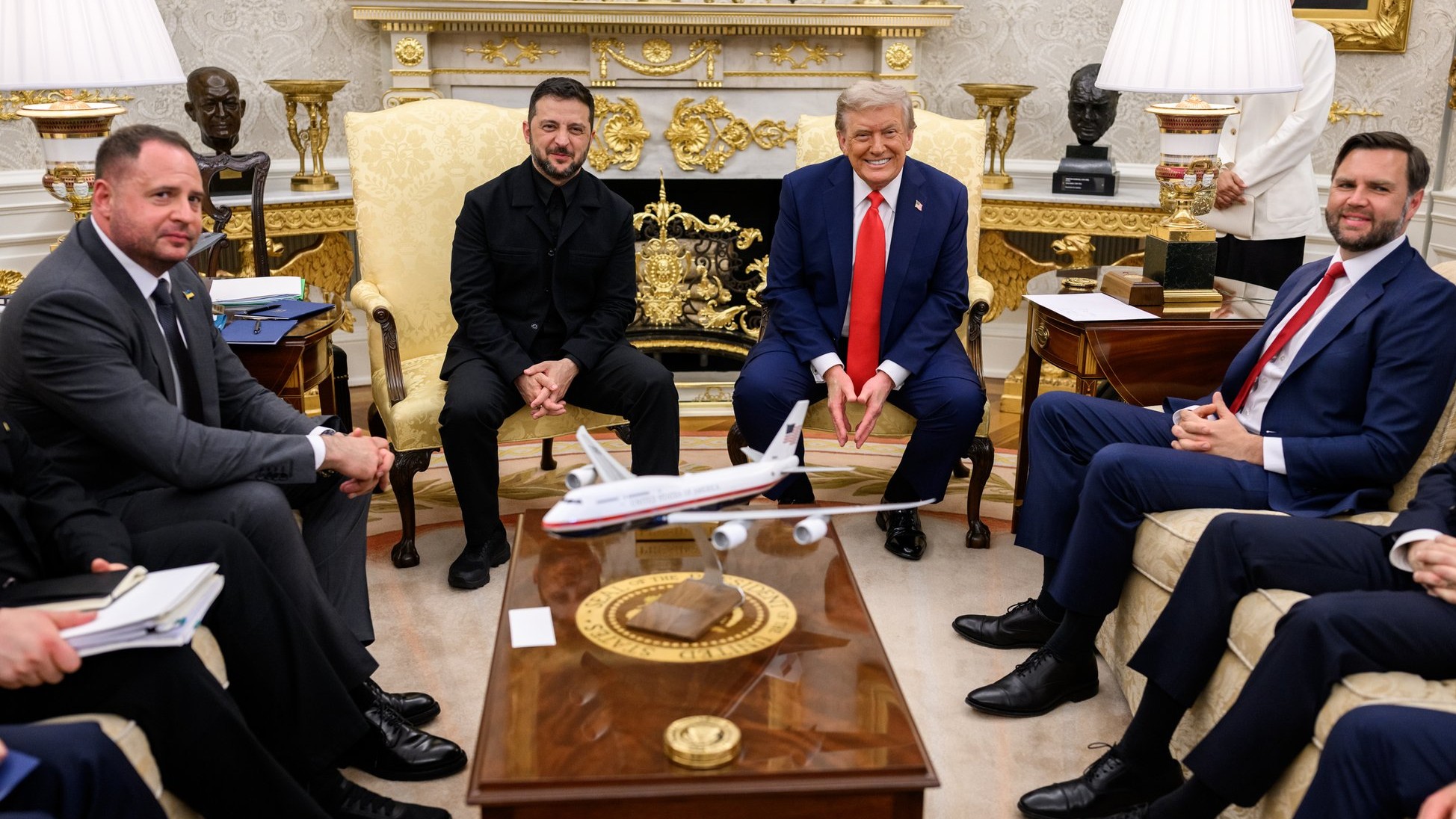 <div class="paragraphs"><p>تصویر بشکریہ آئی اے این ایس</p></div>