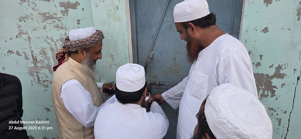 شراوستی میں دینی مدارس کے خلاف کارروائی پر جمعیۃ علماء ہند کے وفد کی ڈی ایم سے ملاقات، کئی مدارس کو کھولنے کا دیا حکم