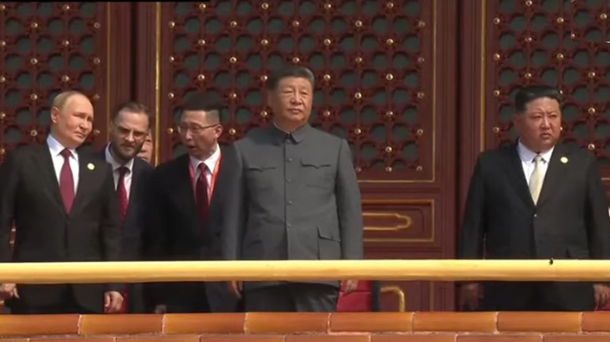 <div class="paragraphs"><p>بیجنگ میں جن پنگ، پوتن اور کم جونگ ایک ساتھ/ویڈیو گریب</p></div>