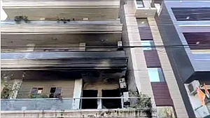 فرید آباد میں دردناک حادثہ، اے سی میں لگی آگ، دم گھٹنے سے شوہر-بیوی اور بیٹی کی موت