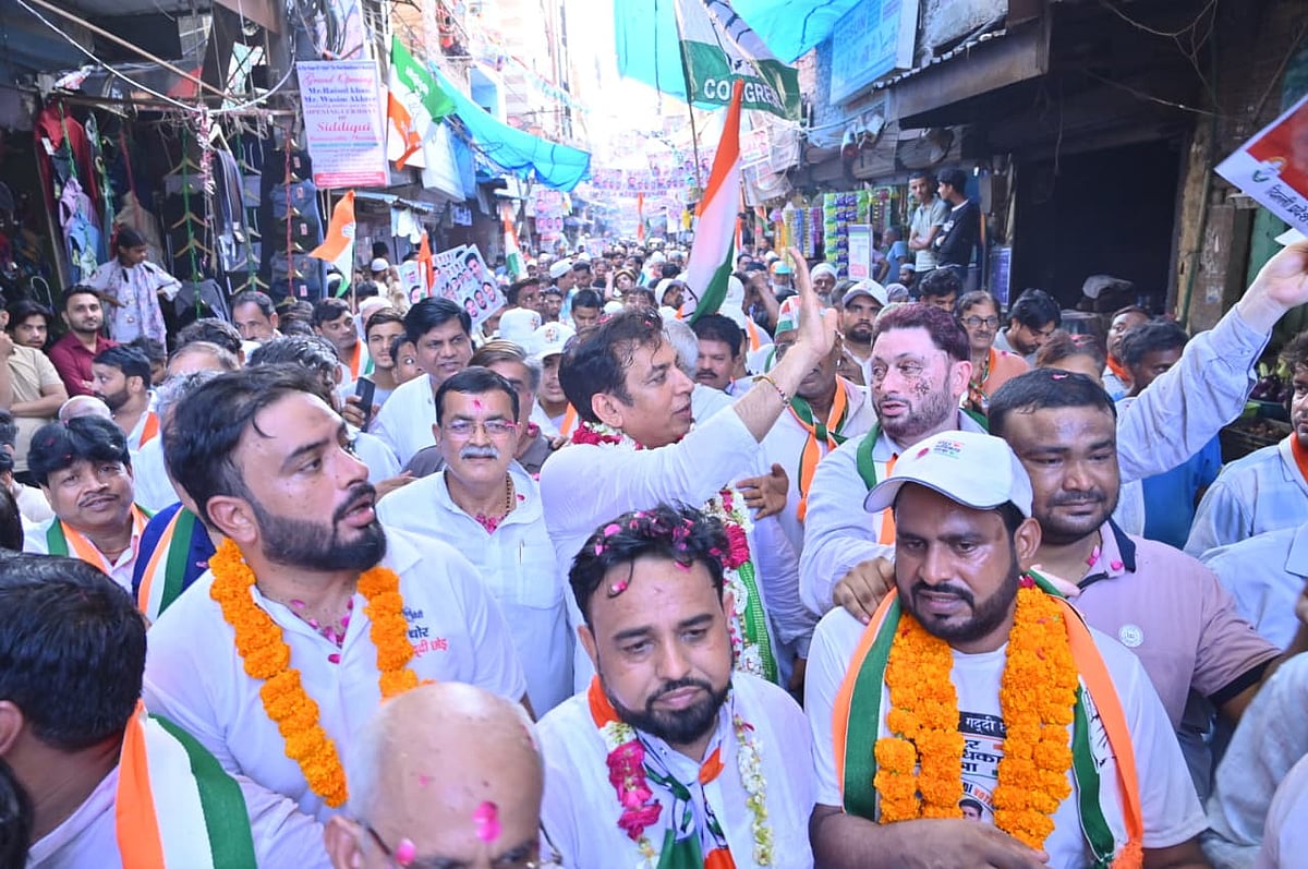 دہلی: ’ووٹ چوری‘ کے خلاف دیویندر یادو کی قیادت میں نکالی گئی ’ووٹر ادھیکار یاترا‘، ہزاروں کانگریس کارکنان کی شرکت