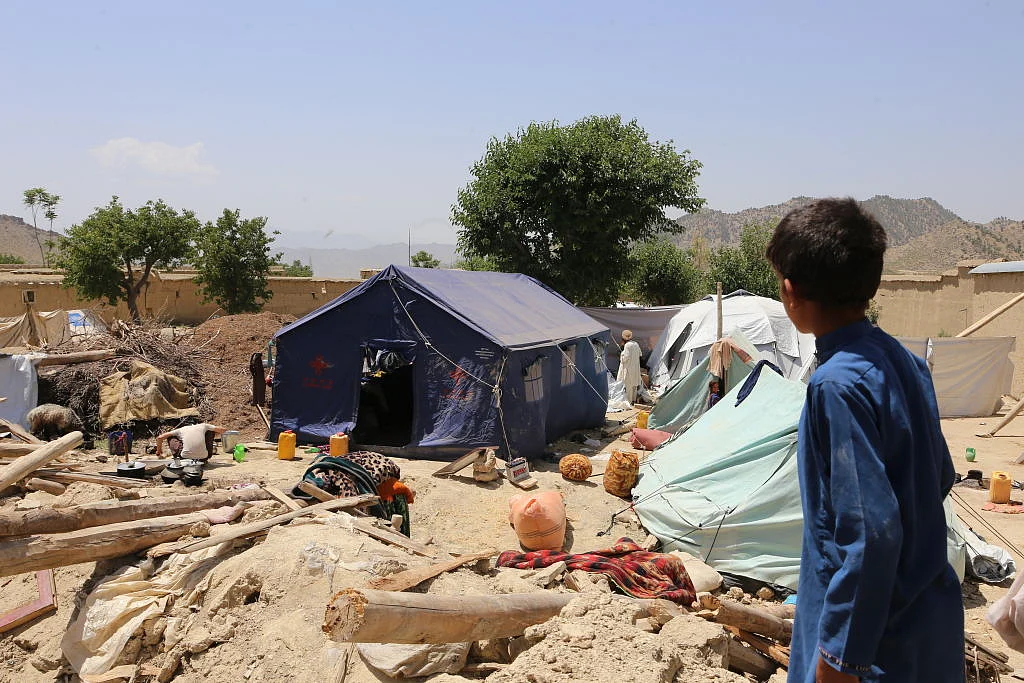 افغانستان: خواتین پر پابندیوں سے امدادی عمل متاثر