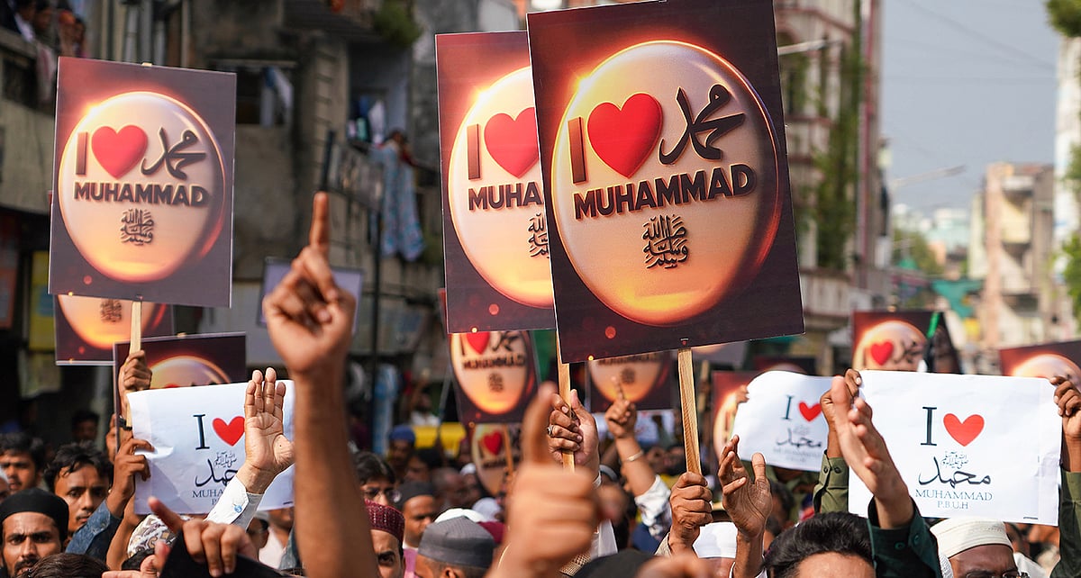 <div class="paragraphs"><p>احمد آباد میں احتجاج کرتے مسلمان / آئی اے این ایس</p></div>