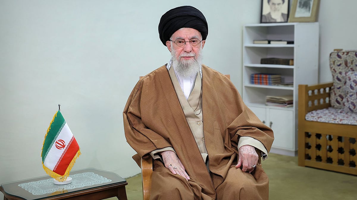 <div class="paragraphs"><p>آیت اللہ علی خامنہ ای / آئی اے این ایس</p></div>
