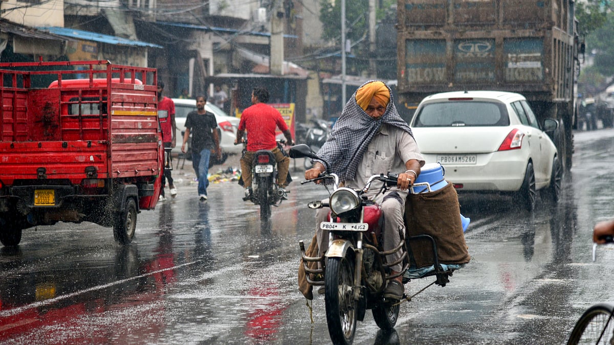 <div class="paragraphs"><p>پنجاب میں بارش کی فائل تصویر / آئی اے این ایس</p></div>