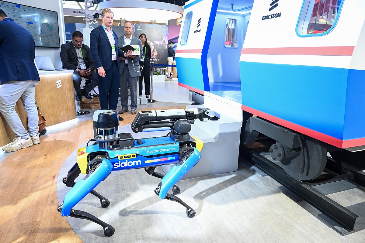 انڈیا موبائل کانگریس 2025: یشو بھومی میں مستقبل کی ٹیکنالوجی کی جھلک