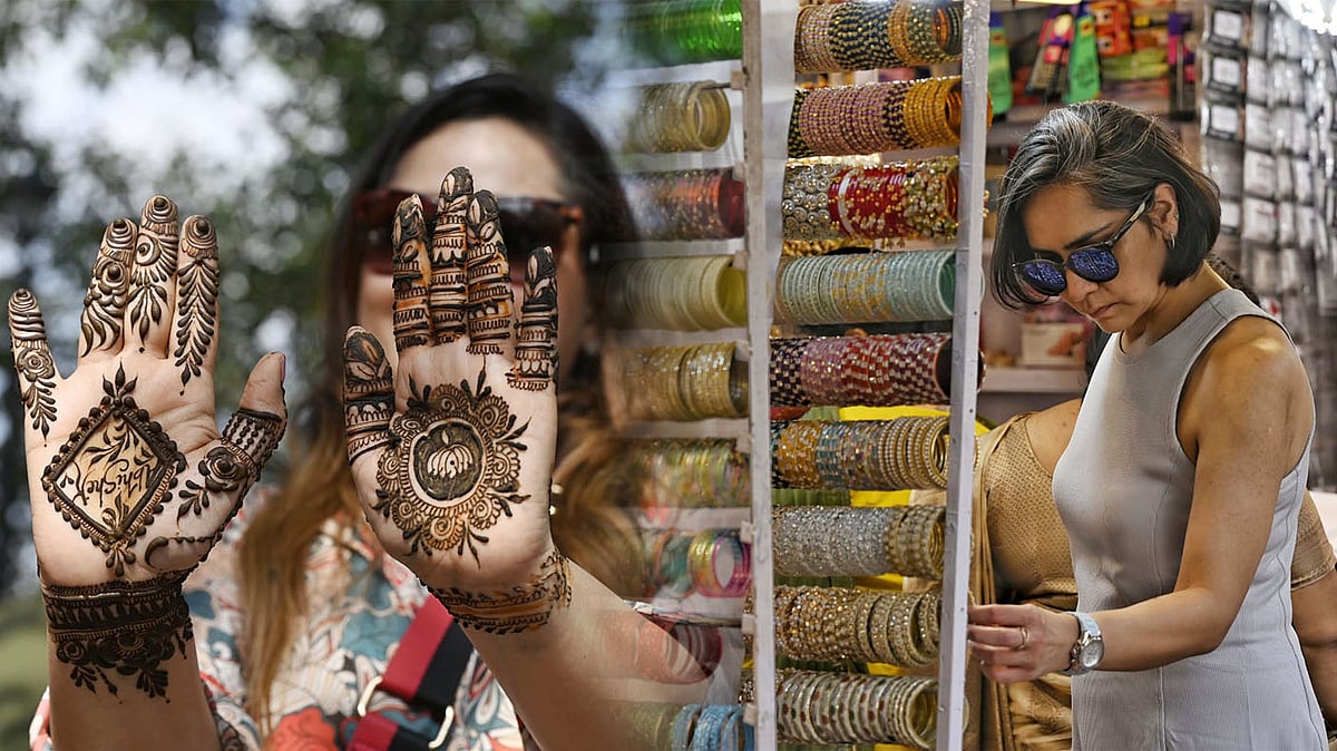 <div class="paragraphs"><p>کرواچوتھ پر خواتین کی خریداری اور مہندی لگوانے کے مناظر </p></div>