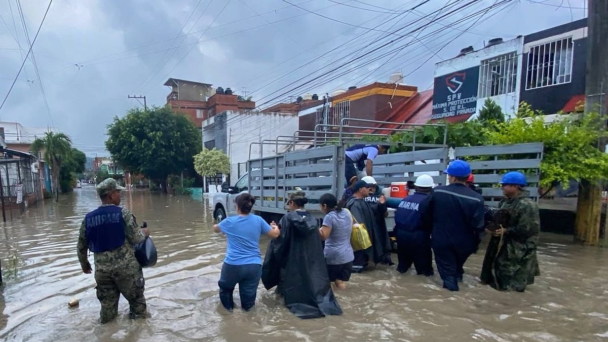 میکسیکو میں شدید بارش سے تباہی، 27 افراد جاں بحق، سینکڑوں گھروں کو پہنچا نقصان