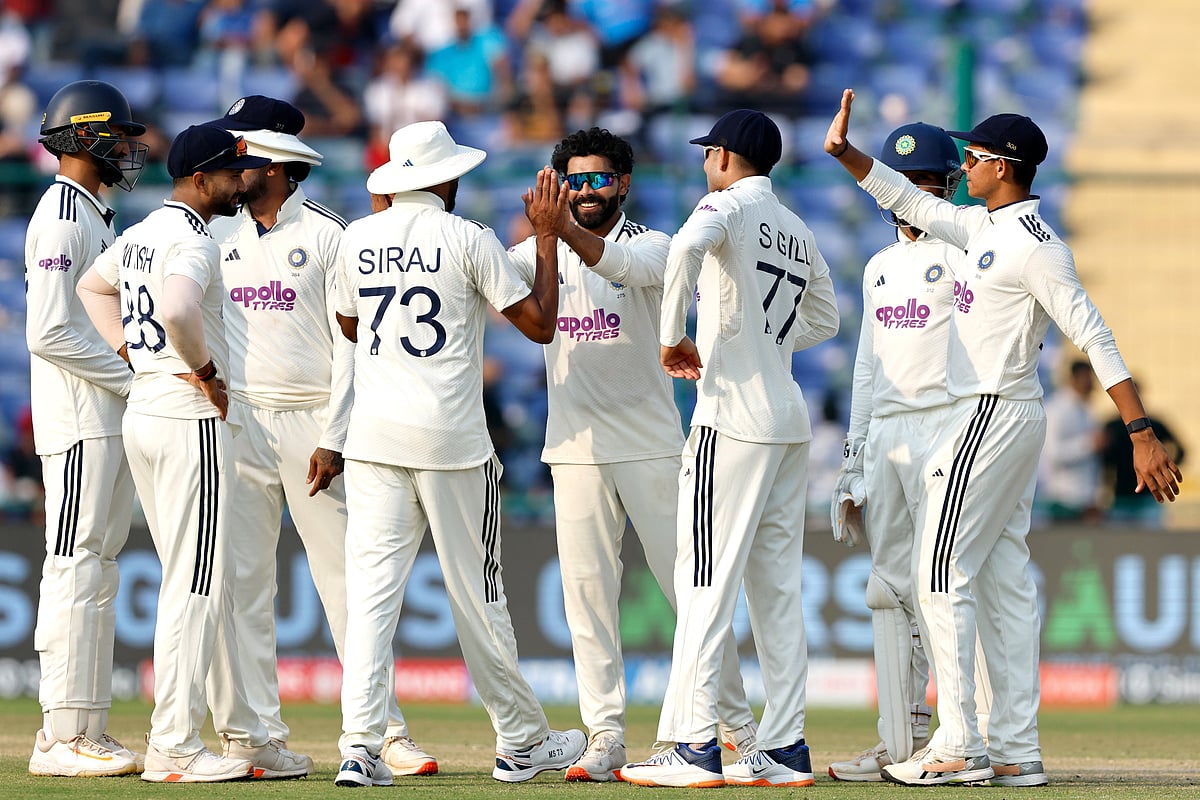 دوسرے ٹیسٹ پر بھی ہندوستان کی گرفت مضبوط، ویسٹ انڈیز پر فالو آن کا خطرہ، پہلی اننگ میں 378 رن پیچھے، 4 وکٹ آؤٹ