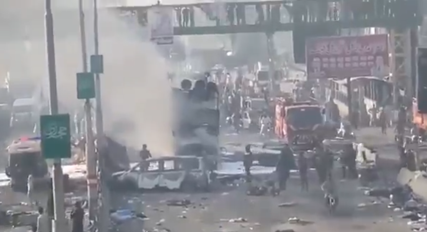 <div class="paragraphs"><p>پاکستان میں تباہی کا منظر، ویڈیو گریب</p></div>