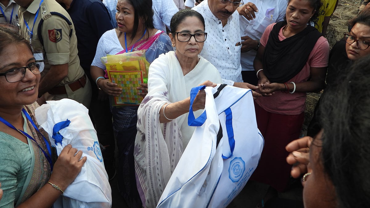 ممتا بنرجی نے درگاپور اجتماعی عصمت دری پر اپنے بیان پر وضاحت دی کہ ان کے بیان کا غلط مطلب نکالا گیا