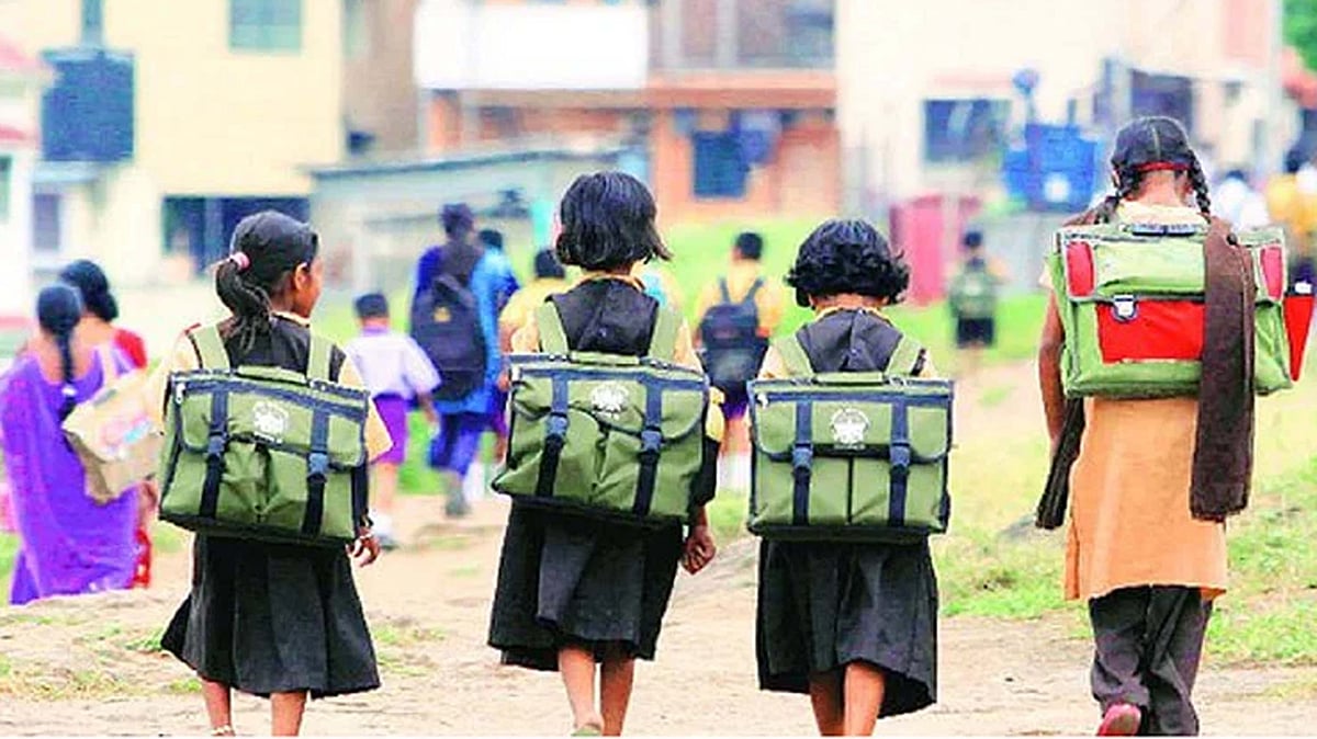 جھارکھنڈ: اسکول میں چپل پہن کر آنے پر کار گزار پرنسپل نے مارا تھا تھپڑ، ایک ماہ بعد طالبہ کی موت