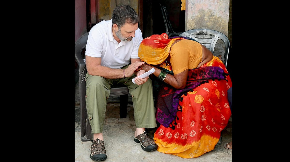 انصاف کے لیے ہری اوم والمیکی کے اہل خانہ کے ساتھ کھڑا ہوں، یوپی حکومت فوری کارروائی کرے: راہل گاندھی