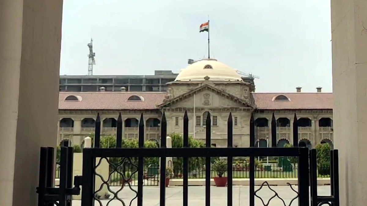 اتر پردیش کے اسکولوں اور کالجوں میں تجارتی میلوں اور تقریبات پر پابندی عائد، الہ آباد ہائی کورٹ کا حکم