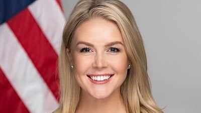 "تمہاری والدہ  نے ملاقات کی جگہ منتخب کی ہے": وائٹ ہاؤس کی ترجمان کا طنزیہ جواب