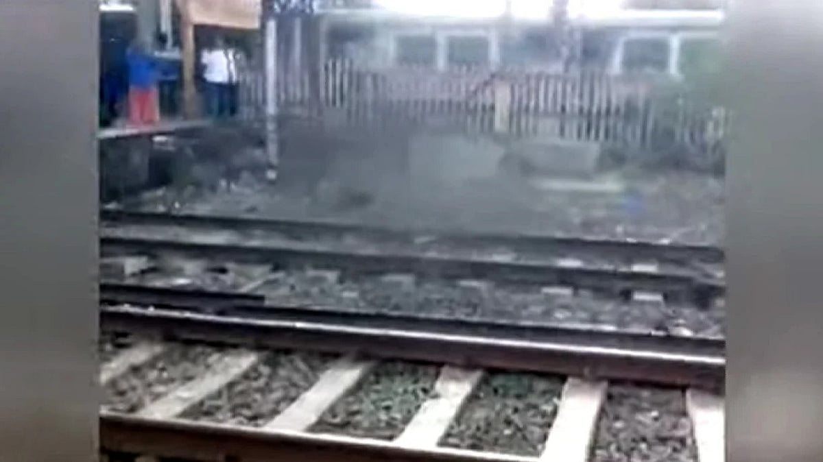 چھٹھ کے لیے گھر لوٹ رہے 3 نوجوان ٹرین سے گرے، 2 کی موت، ناسک میں بڑا حادثہ