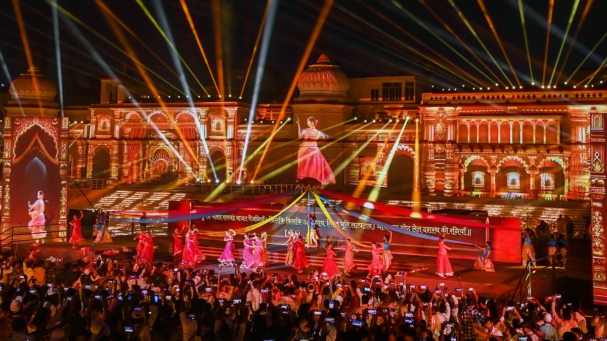 کیا ہے وجہ کہ یوپی کے دونوں نائب وزیر اعلیٰ نے ایودھیا دیپوتسو میں شرکت نہیں کی؟