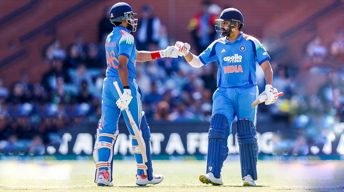 ایڈیلیڈ ون ڈے: ہندوستان نے 264 رنز بنائے، آسٹریلیا کی اننگز لڑکھڑائی، 4 کھلاڑی آؤٹ