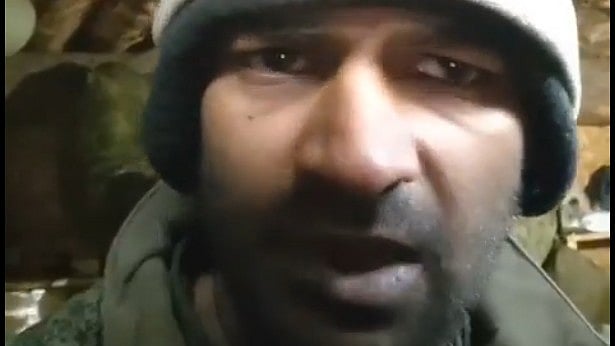 ’وہ مجھے گولی مار دیں گے‘، روس-یوکرین جنگ میں پھنسے احمد کا ویڈیو پیغام، اہل خانہ نے واپسی کے لیے وزارت خارجہ سے کی اپیل