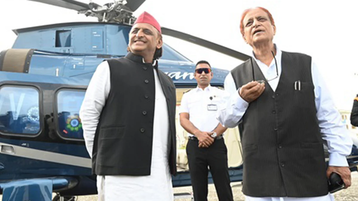 <div class="paragraphs"><p>اکھلیش یادو اور اعظم خان / آئی اے این ایس</p></div>