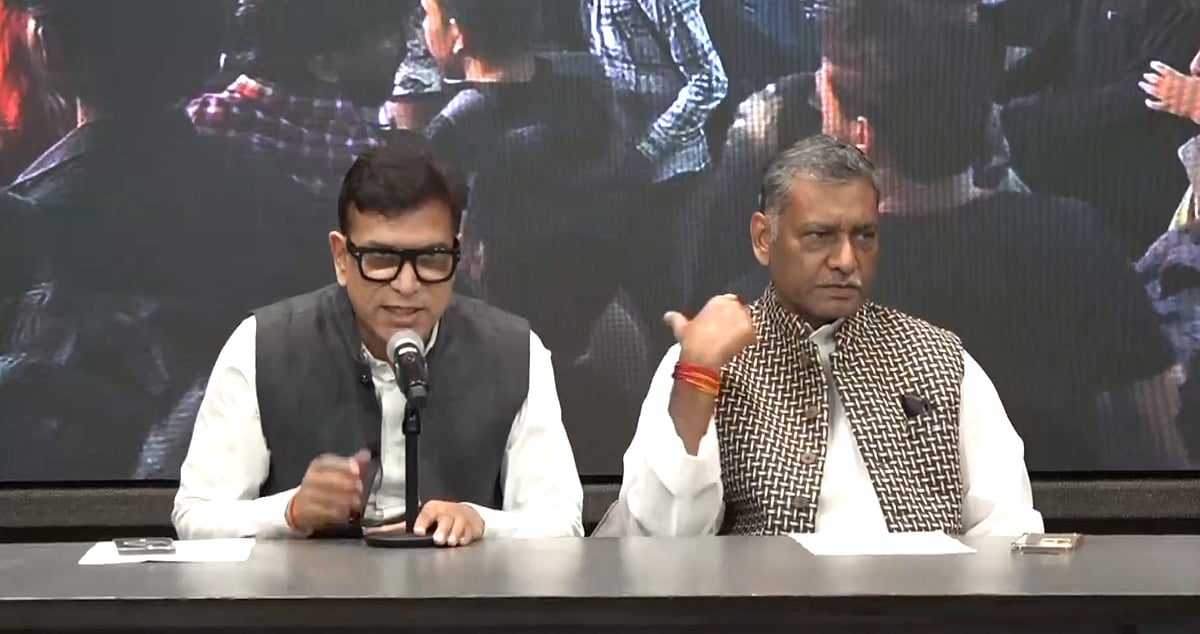 چھٹھ تہوار: ’مودی حکومت نے بہاریوں کے ساتھ دھوکہ کیا‘، کانگریس نے محض 1500 خصوصی ٹرینیں چلائے جانے کا کیا دعویٰ