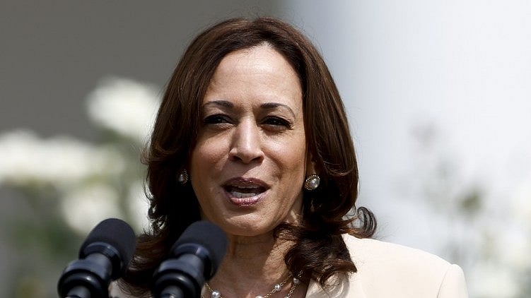 کملا ہیرس نے دیا صدارتی انتخاب لڑنے کا اشارہ