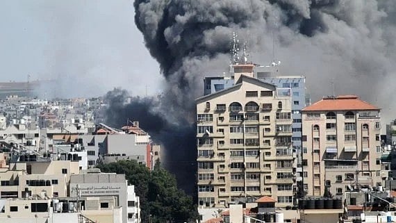 غزہ میں جنگ بندی کی کھلی خلاف ورزی، اسرائیلی بمباری میں 24 بچوں سمیت 90 سے زیادہ فلسطینی جان بحق