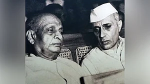 کانگریس کا سردار پٹیل کو خراج عقیدت، کھڑگے اور جے رام رمیش نے یاد دلائی نہرو-پٹیل کی گہری رفاقت