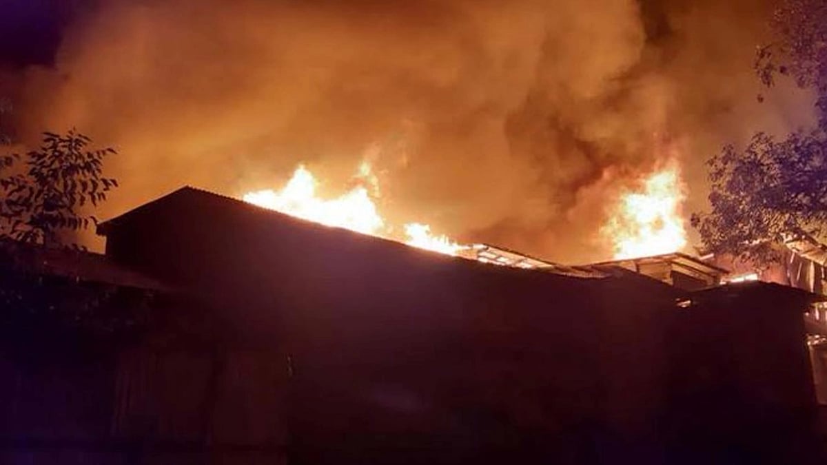 روس پر یوکرین کا بڑا حملہ، تواپسے بندرگاہ پر ڈرون نے مچائی تباہی