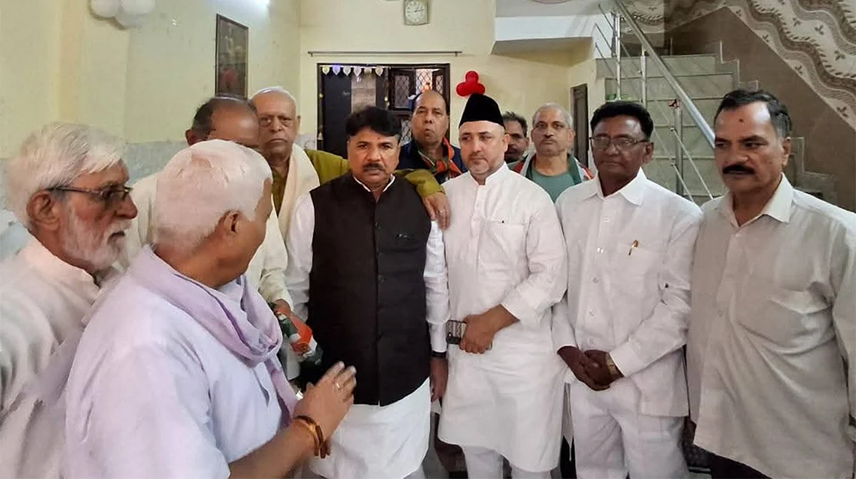 دہلی: بھجن پورہ میں کانگریس کارکنان کی میٹنگ، تنظیمی حکمتِ عملی، عوامی رابطہ اور کارپوریشن ضمنی انتخابات پر غور و خوض